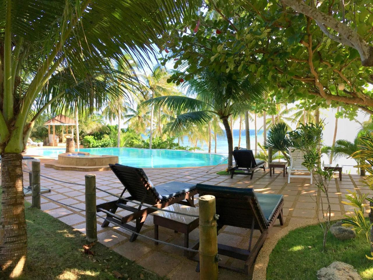 Anda White Beach Resort Exterior photo