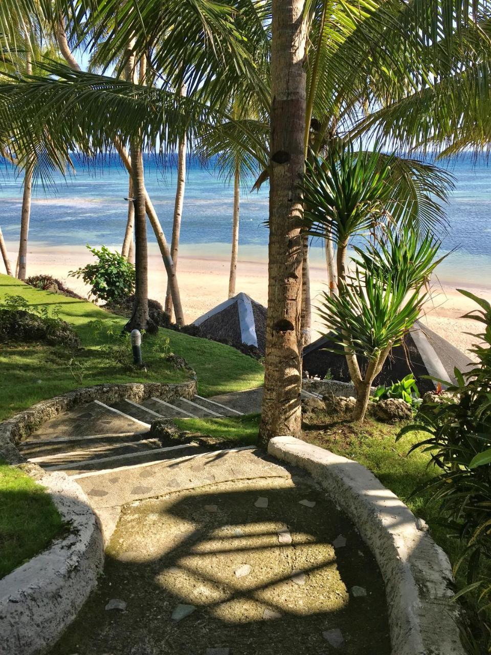Anda White Beach Resort Exterior photo